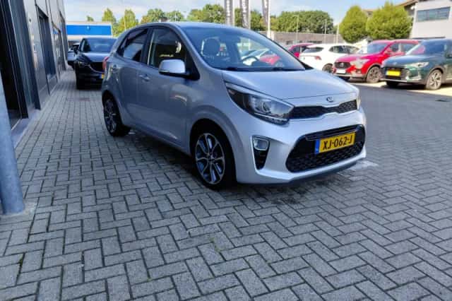 Kia Picanto (2019) thumbnail 3