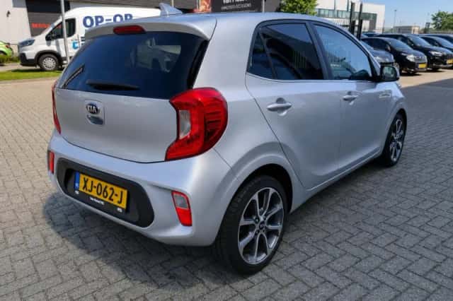 Kia Picanto (2019) thumbnail 4