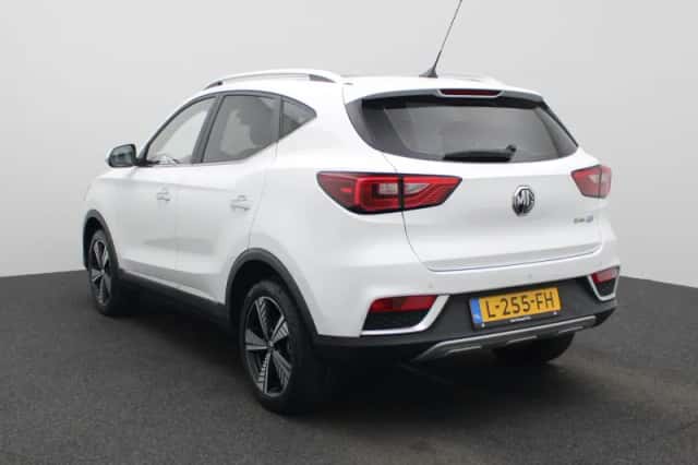 MG ZS EV (2021) thumbnail 2