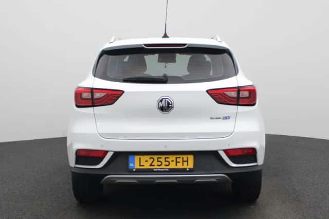 MG ZS EV (2021) thumbnail 5