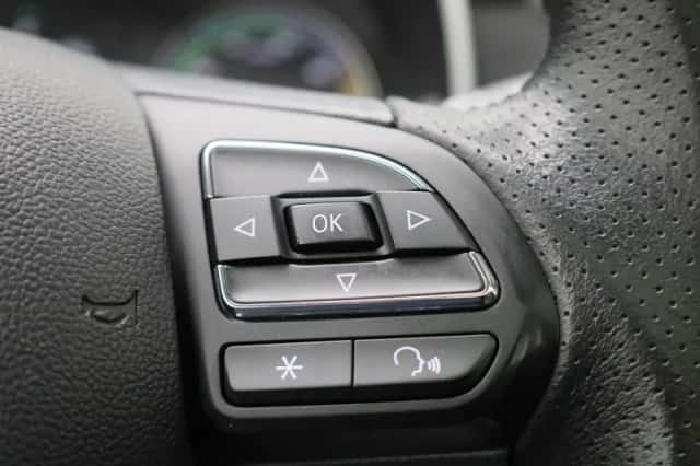 MG ZS EV (2020) thumbnail 26