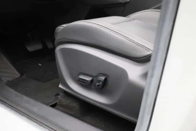 MG ZS EV (2020) thumbnail 32
