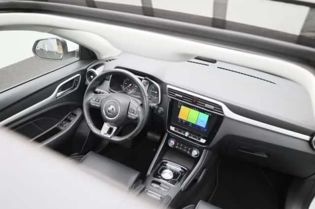MG ZS EV (2020) thumbnail 36