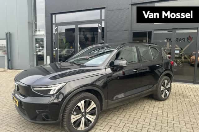 Volvo XC40 (2022) thumbnail 1