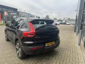 Volvo XC40 (2022) thumbnail 4