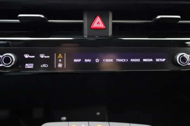 Kia EV6 (2023) thumbnail 22