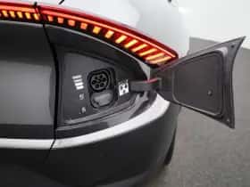 Kia EV6 (2023) thumbnail 43