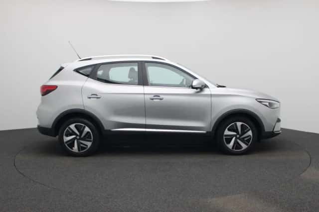 MG ZS EV (2023) thumbnail 6