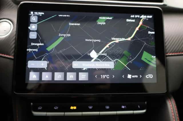 MG ZS EV (2023) thumbnail 18