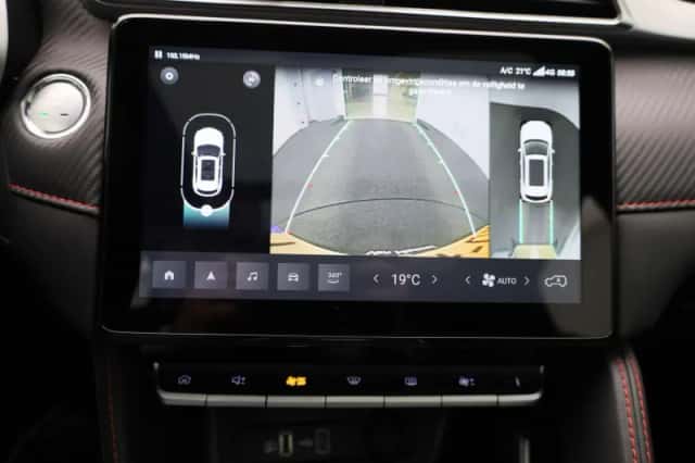 MG ZS EV (2023) thumbnail 27