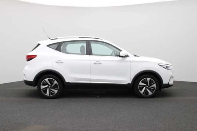 MG ZS EV (2023) thumbnail 3