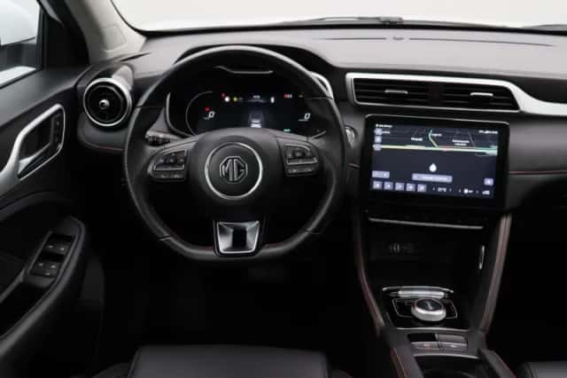 MG ZS EV (2023) thumbnail 6