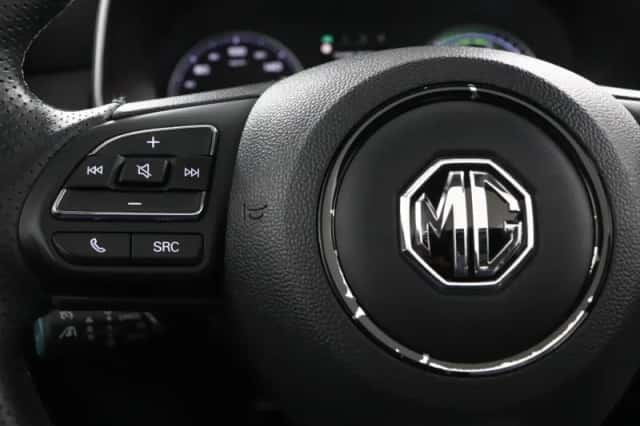 MG ZS EV (2020) thumbnail 18