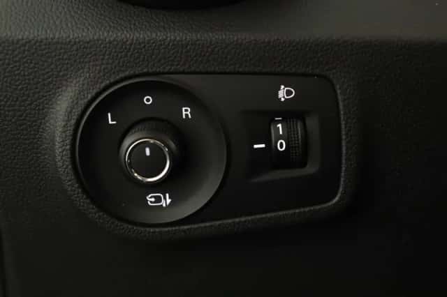 MG ZS EV (2020) thumbnail 28