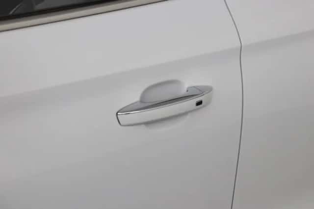MG ZS EV (2020) thumbnail 37