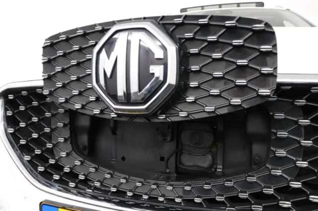 MG ZS EV (2020) thumbnail 38