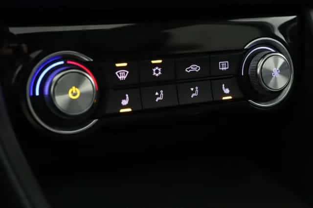 MG ZS EV (2020) thumbnail 8