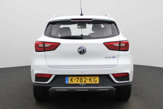 MG ZS EV (2021) thumbnail 5