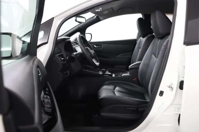Nissan Leaf (2019) thumbnail 15