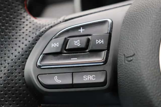 MG ZS EV (2022) thumbnail 18