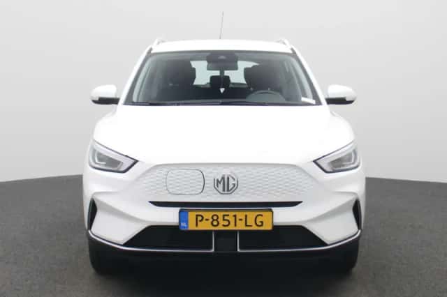 MG ZS EV (2022) thumbnail 3