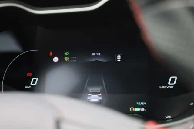 MG ZS EV (2022) thumbnail 23