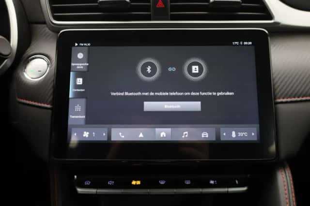 MG ZS EV (2022) thumbnail 24