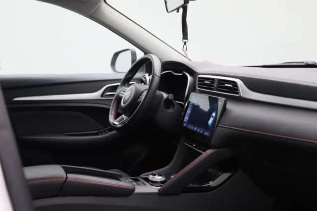 MG ZS EV (2022) thumbnail 32