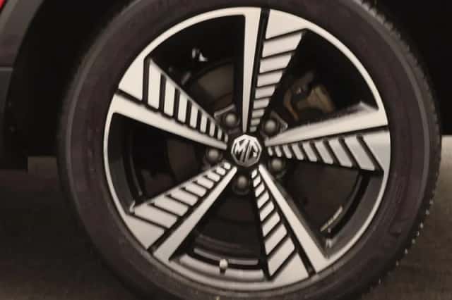 MG ZS EV (2020) thumbnail 18
