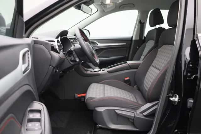 MG ZS EV (2023) thumbnail 11