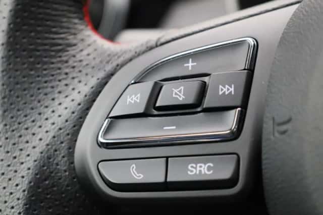 MG ZS EV (2023) thumbnail 17