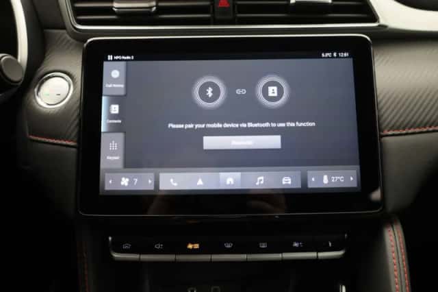 MG ZS EV (2023) thumbnail 22