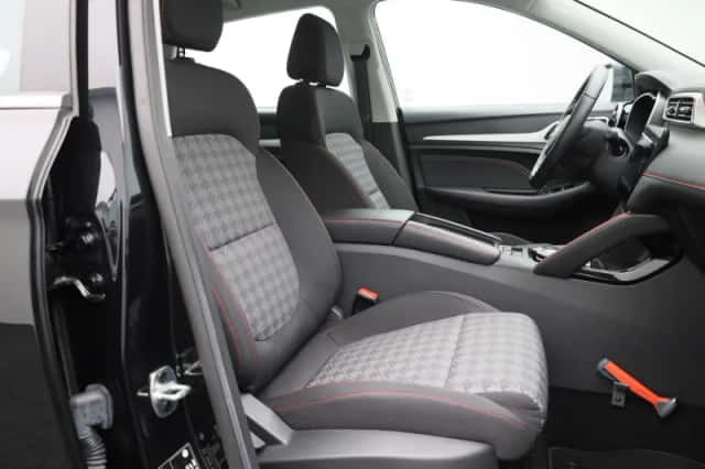 MG ZS EV (2023) thumbnail 31