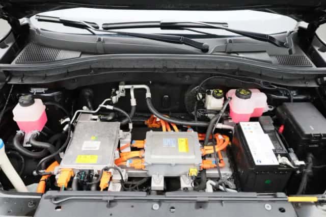 MG ZS EV (2023) thumbnail 34