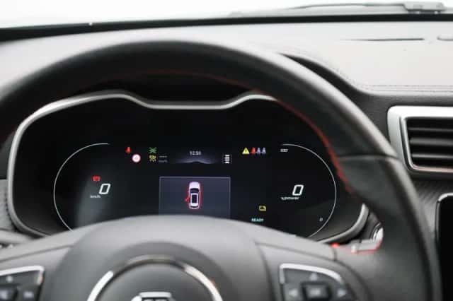 MG ZS EV (2023) thumbnail 8