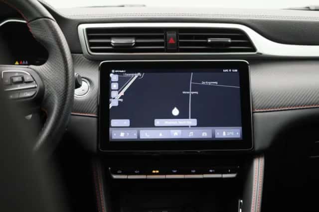 MG ZS EV (2023) thumbnail 9