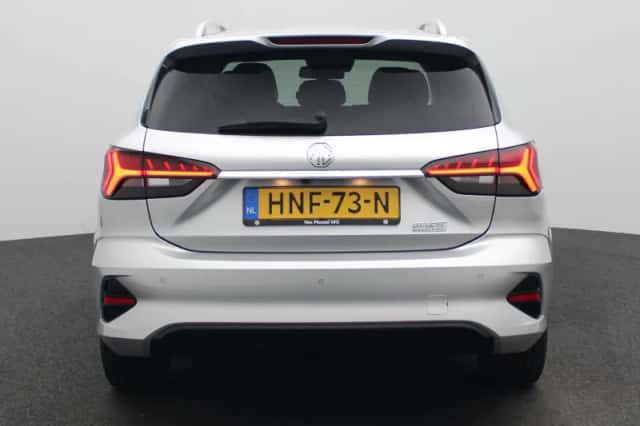 MG MG5 (2025) thumbnail 5