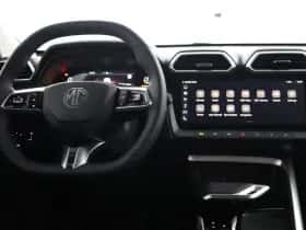 MG ZS (2025) thumbnail 60