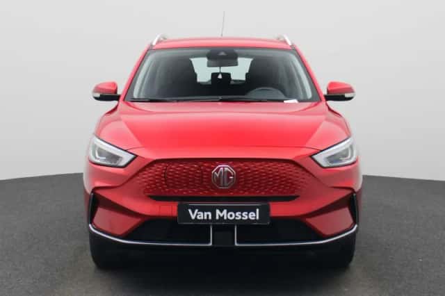 MG ZS EV (2023) thumbnail 3