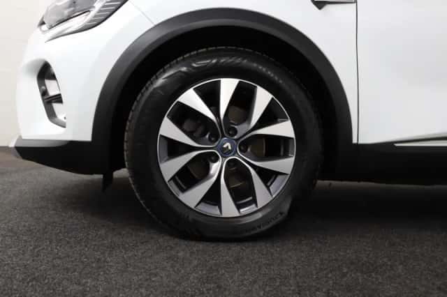 Renault Captur (2020) thumbnail 31