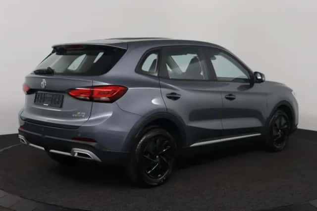 MG ZS (2025) thumbnail 2