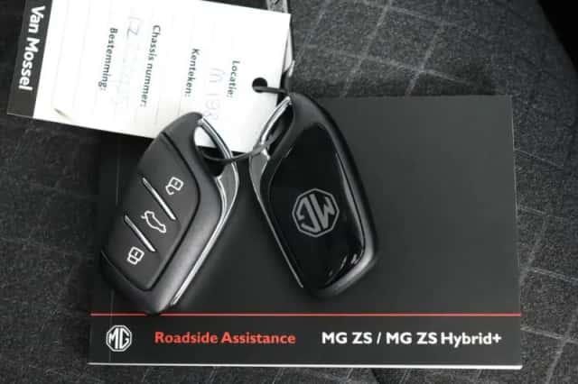 MG ZS (2025) thumbnail 9
