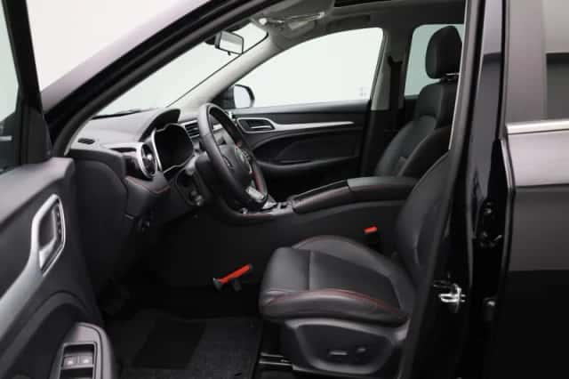 MG ZS EV (2023) thumbnail 9
