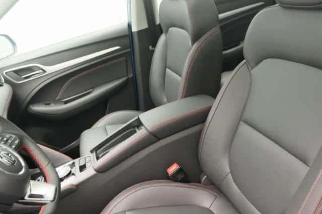 MG ZS EV (2025) thumbnail 20