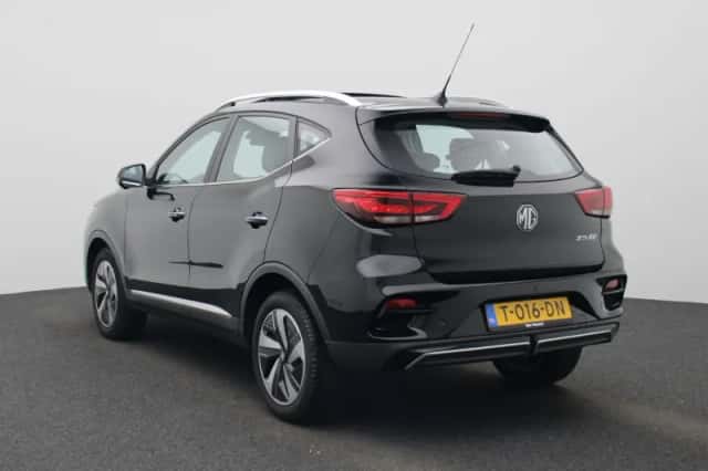 MG ZS EV (2023) thumbnail 2