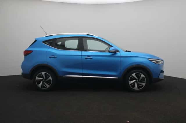 MG ZS EV (2025) thumbnail 4