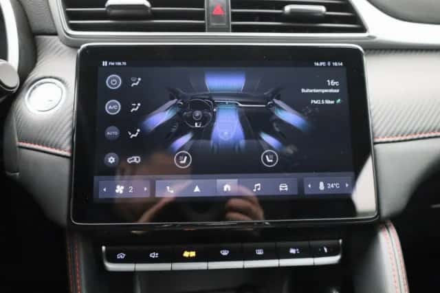 MG ZS EV (2023) thumbnail 19