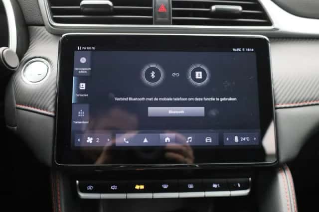 MG ZS EV (2023) thumbnail 24