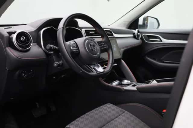 MG ZS EV (2023) thumbnail 30