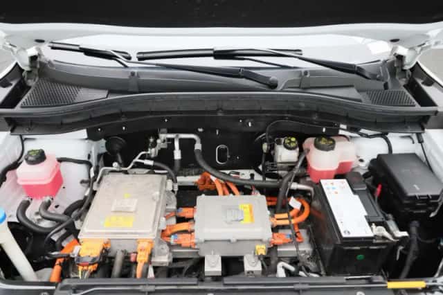 MG ZS EV (2023) thumbnail 35